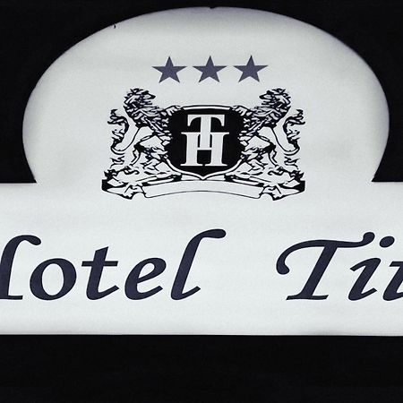 Hotel Tito Mestre Exterior photo
